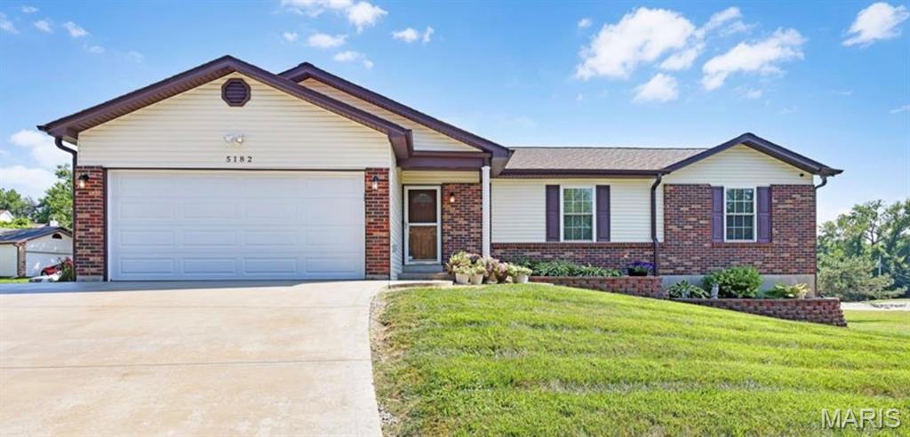 5182 Bristol Rock Road Property Photo 1