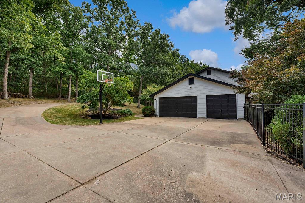 2 Patrick Lane Property Photo 10