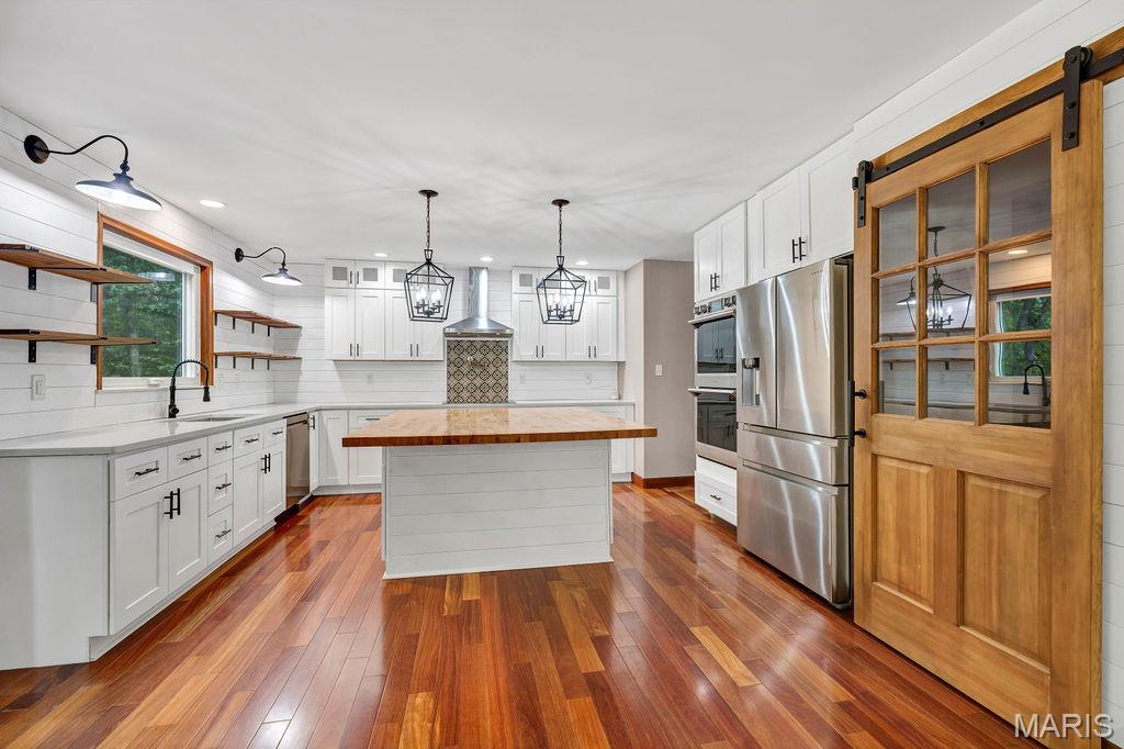 2 Patrick Lane Property Photo 18