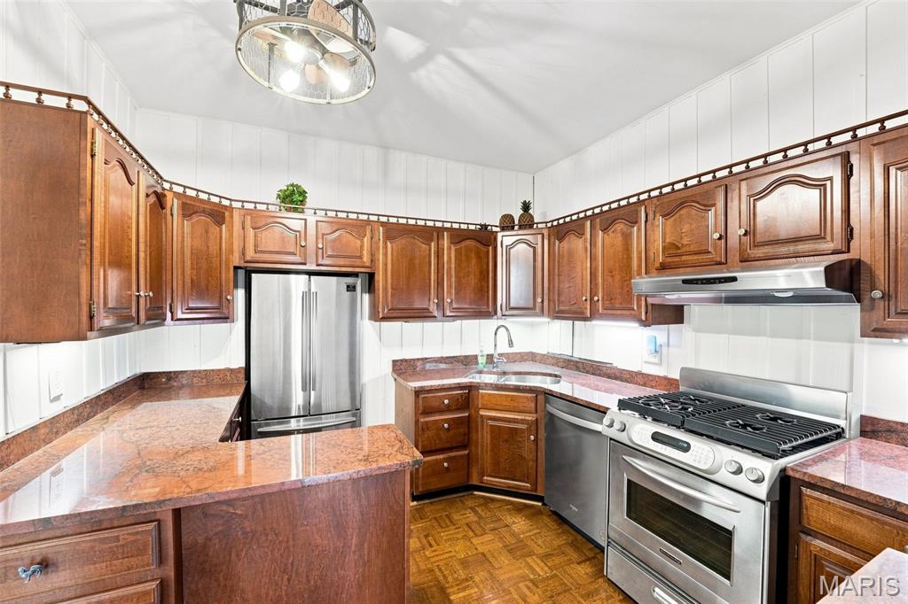 5253 Devonshire Avenue Property Photo 12