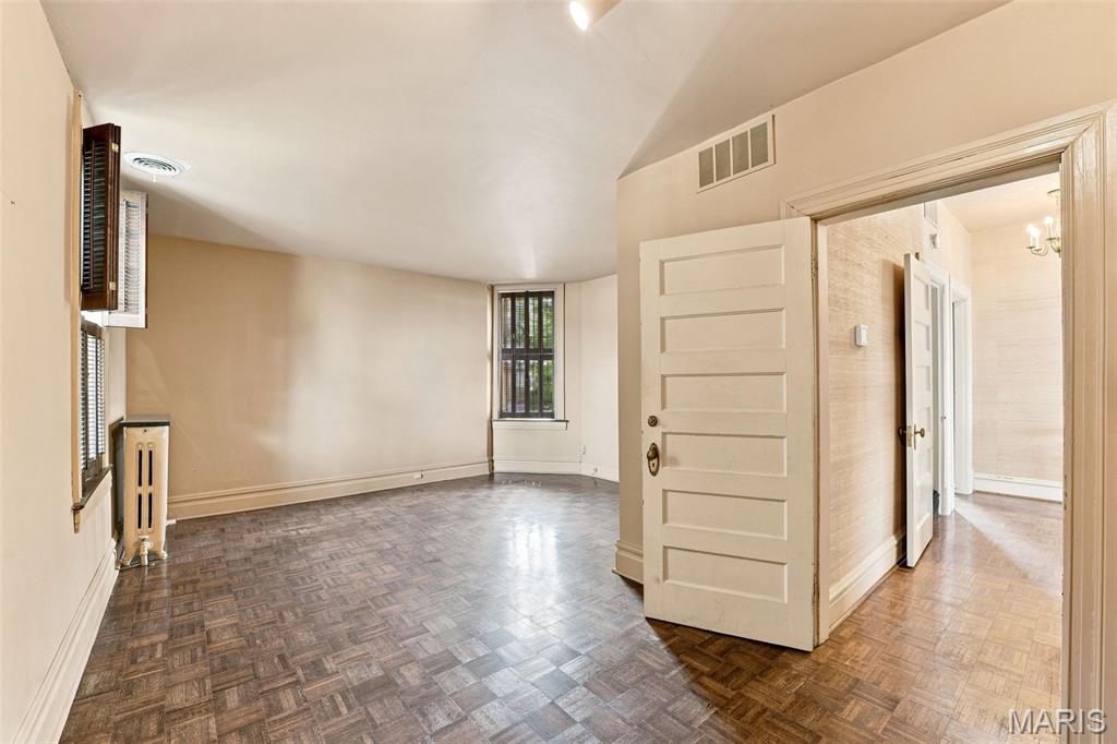 5253 Devonshire Avenue Property Photo 17