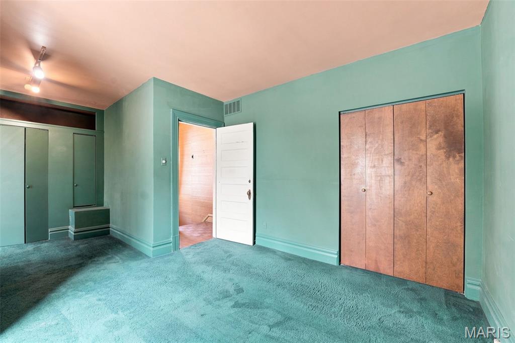 5253 Devonshire Avenue Property Photo 24