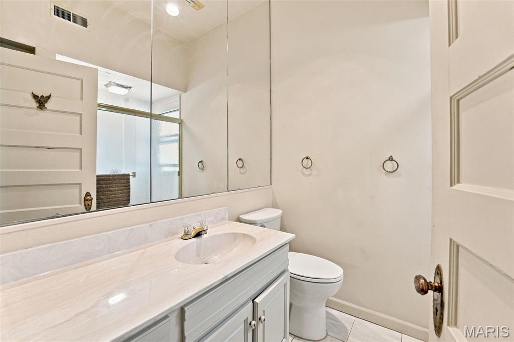 5253 Devonshire Avenue Property Photo 26