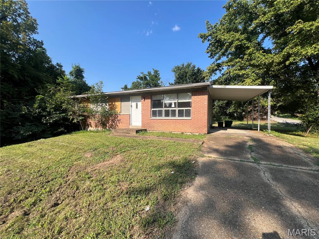 10147 Mayfair Drive Property Photo 1