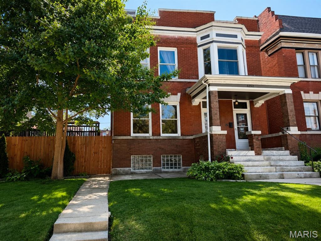 4252 Cleveland Avenue Property Photo 1