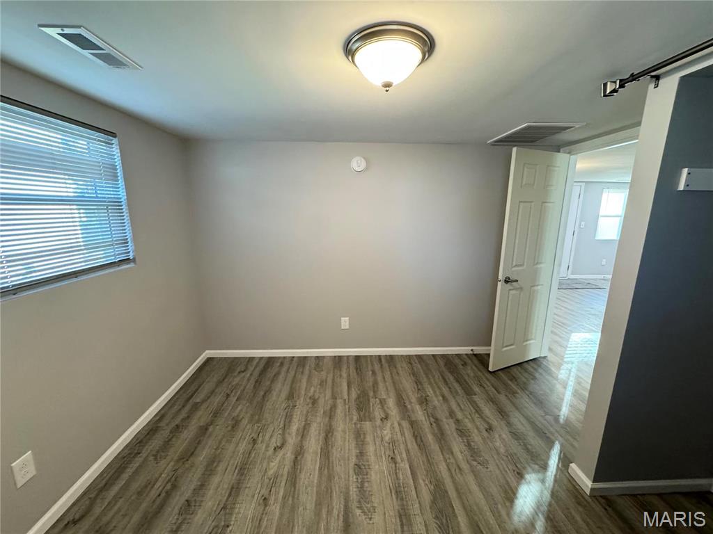 104 E Adams Street Property Photo 13