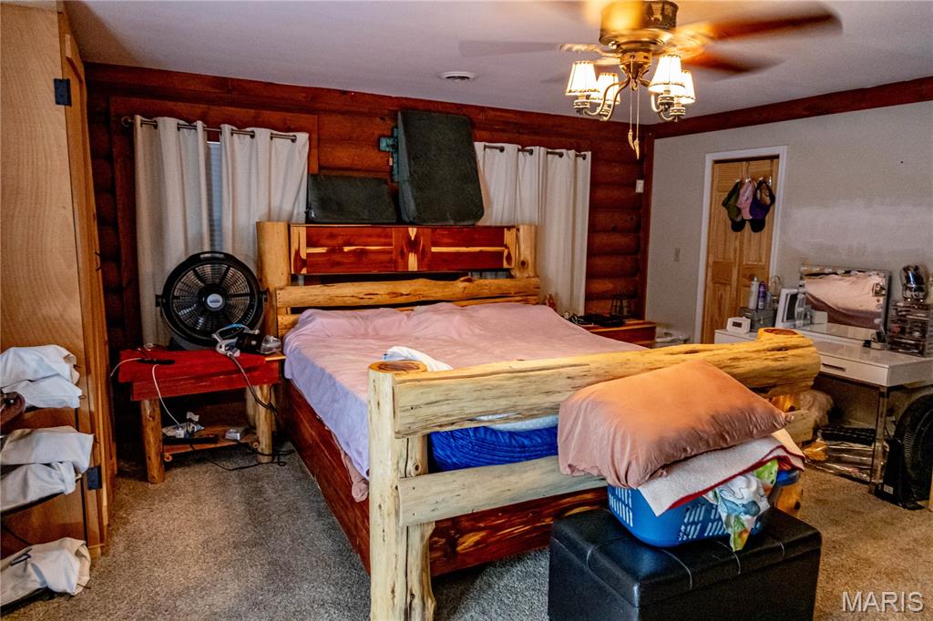 2441 E Rock Creek Road Property Photo 15