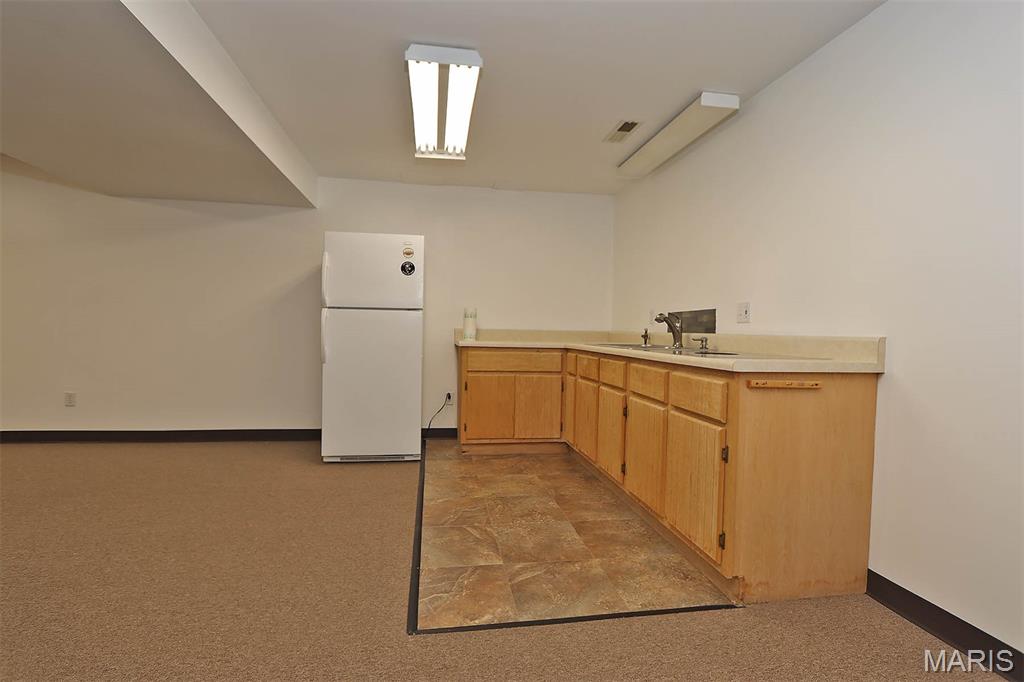 819 E Main Street Property Photo 40