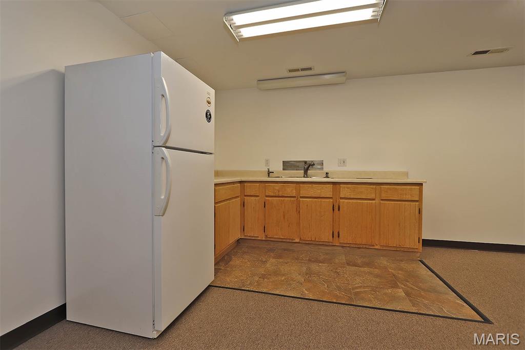 819 E Main Street Property Photo 45