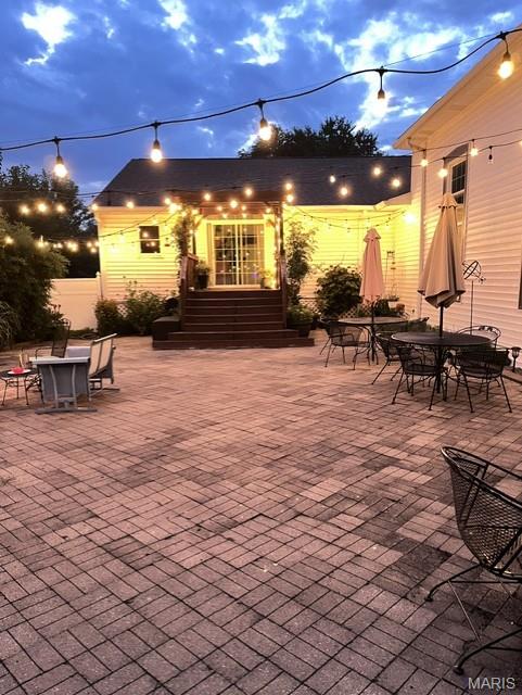 211 2nd Street Property Photo 8