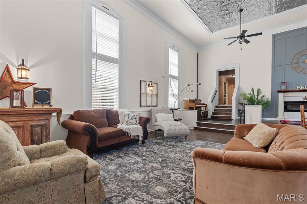 211 2nd Street Property Photo 17