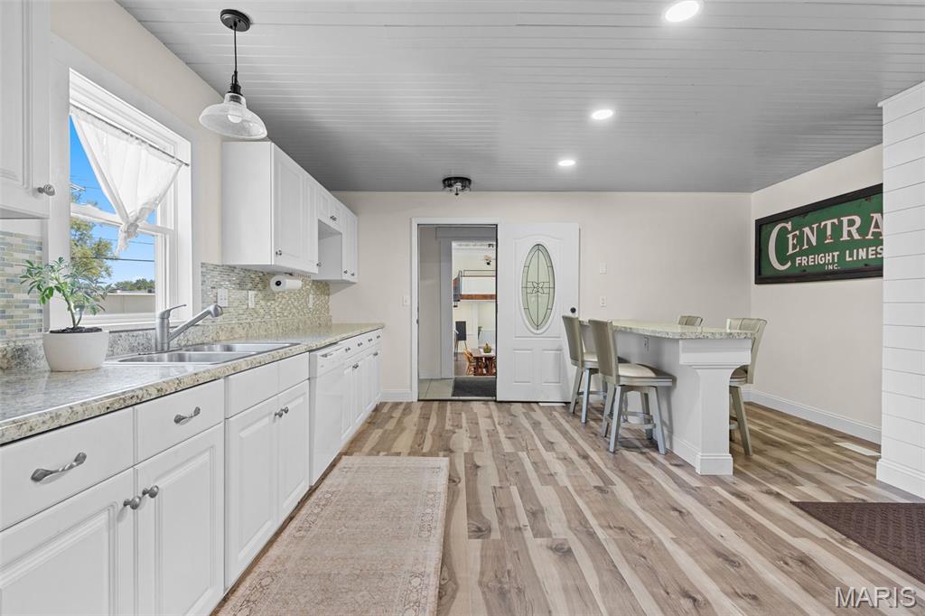 211 2nd Street Property Photo 21