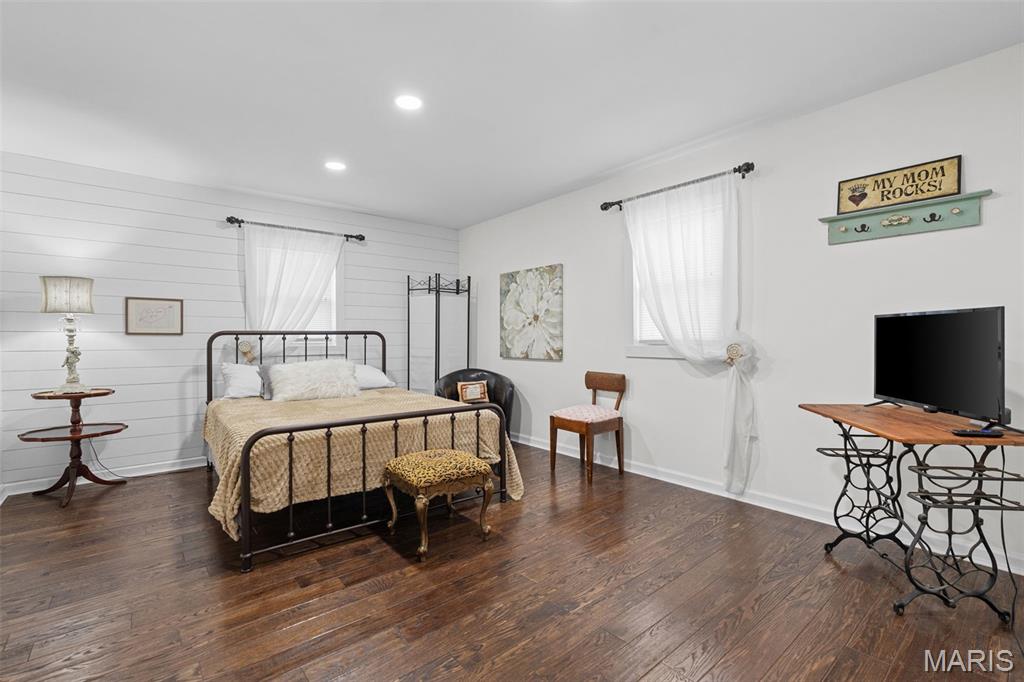 211 2nd Street Property Photo 29