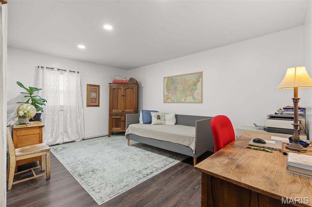211 2nd Street Property Photo 35