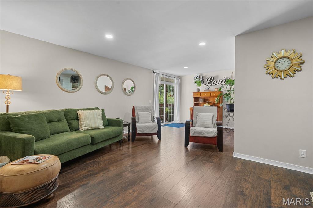 211 2nd Street Property Photo 37