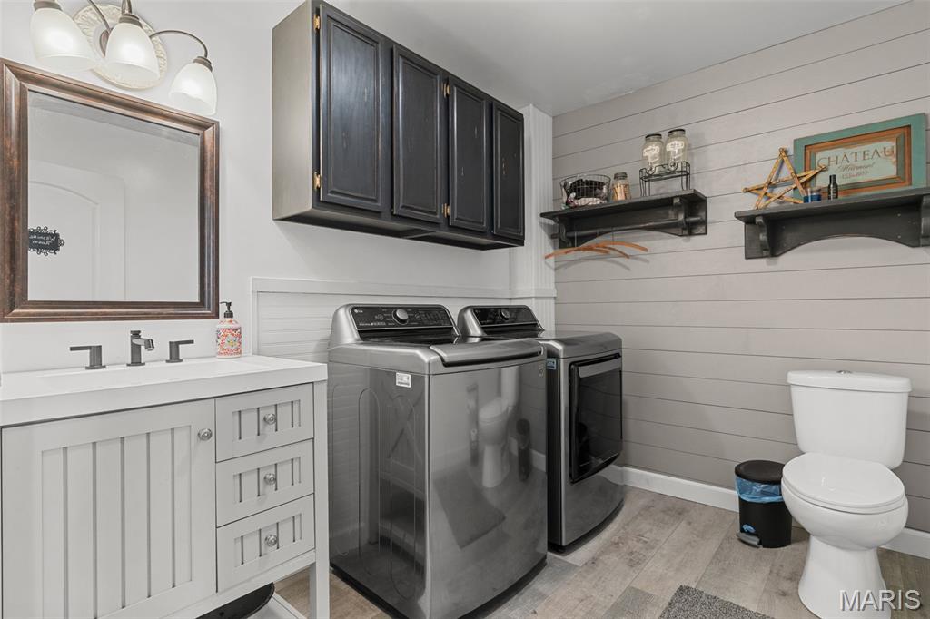 211 2nd Street Property Photo 39