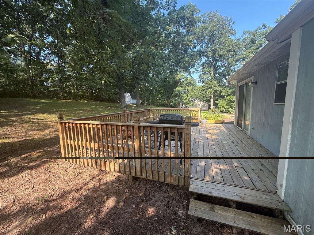 5108 Twelve Oaks Avenue Property Photo 4