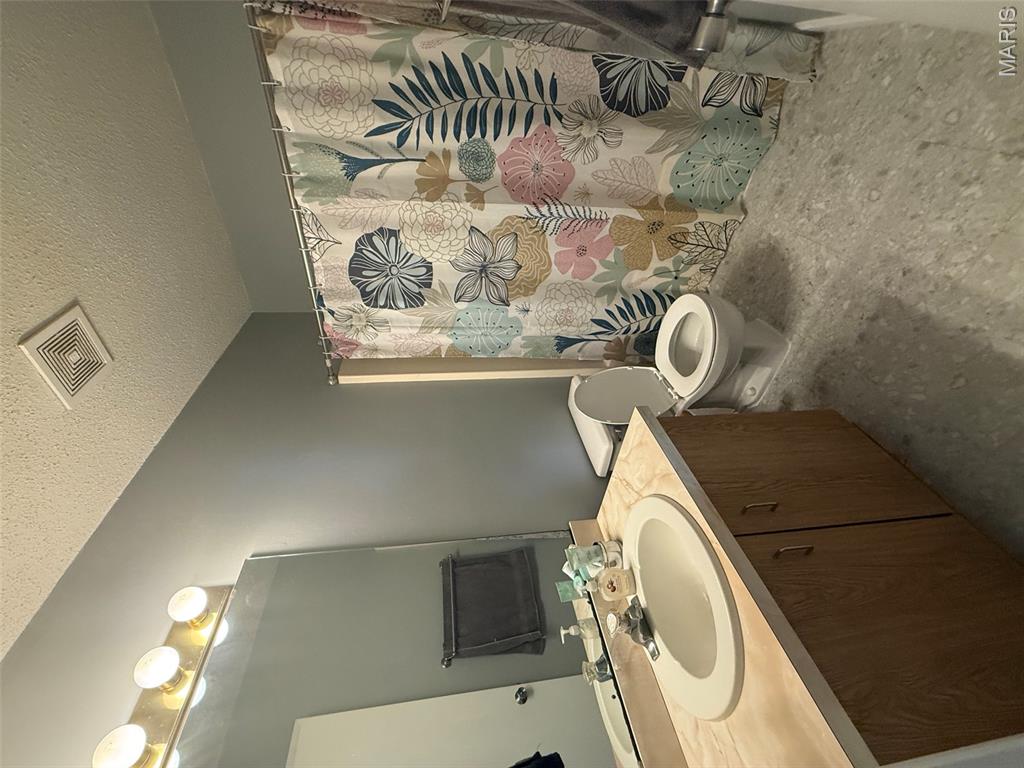 5108 Twelve Oaks Avenue Property Photo 16