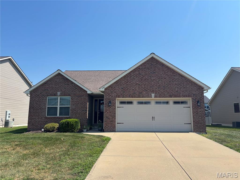 840 Topaz Court Property Photo 1