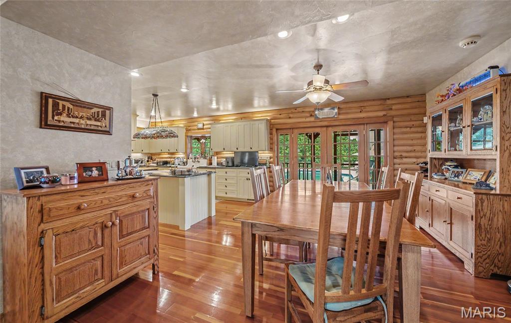 10000 Skylark Lane Property Photo 23