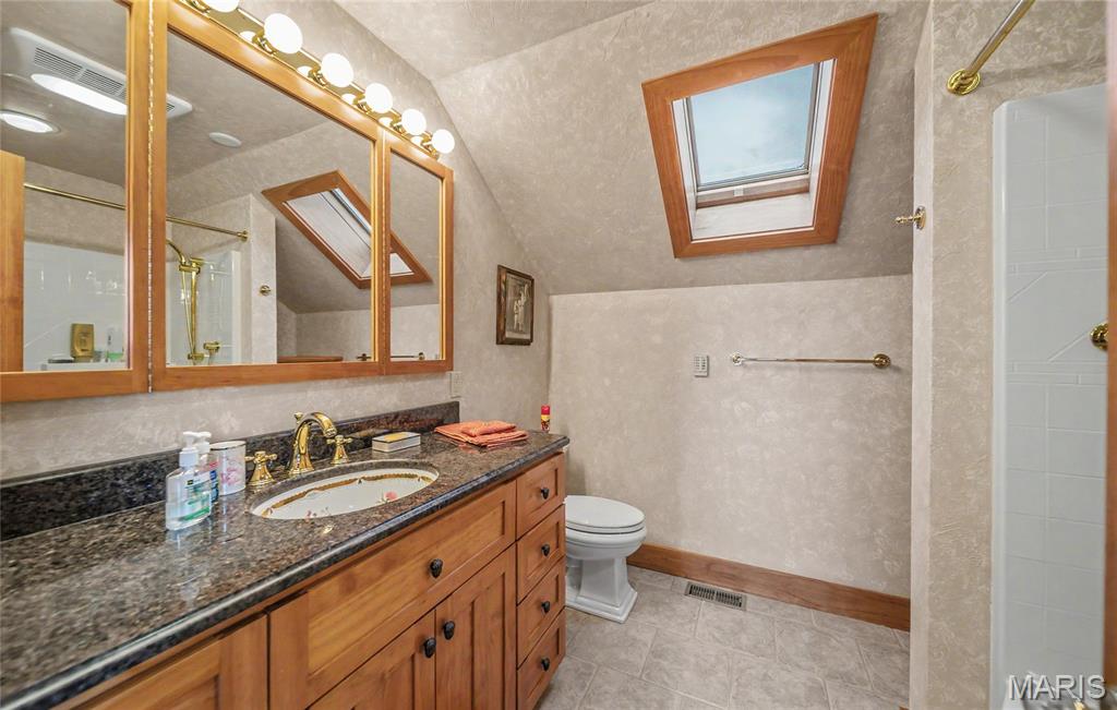 10000 Skylark Lane Property Photo 34