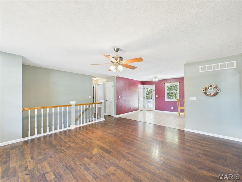 15455 Top Drive Property Photo 3