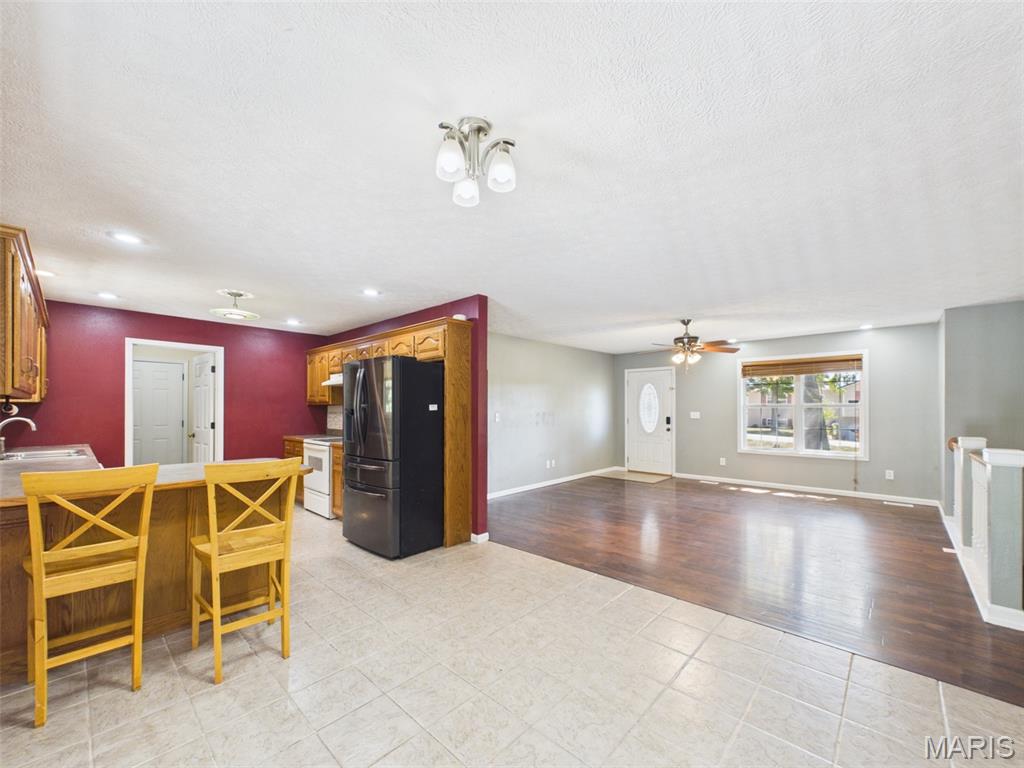 15455 Top Drive Property Photo 6