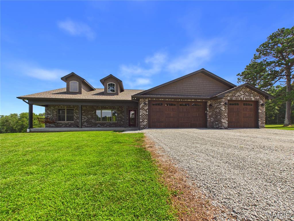 8172 Highway 32 Property Photo 1
