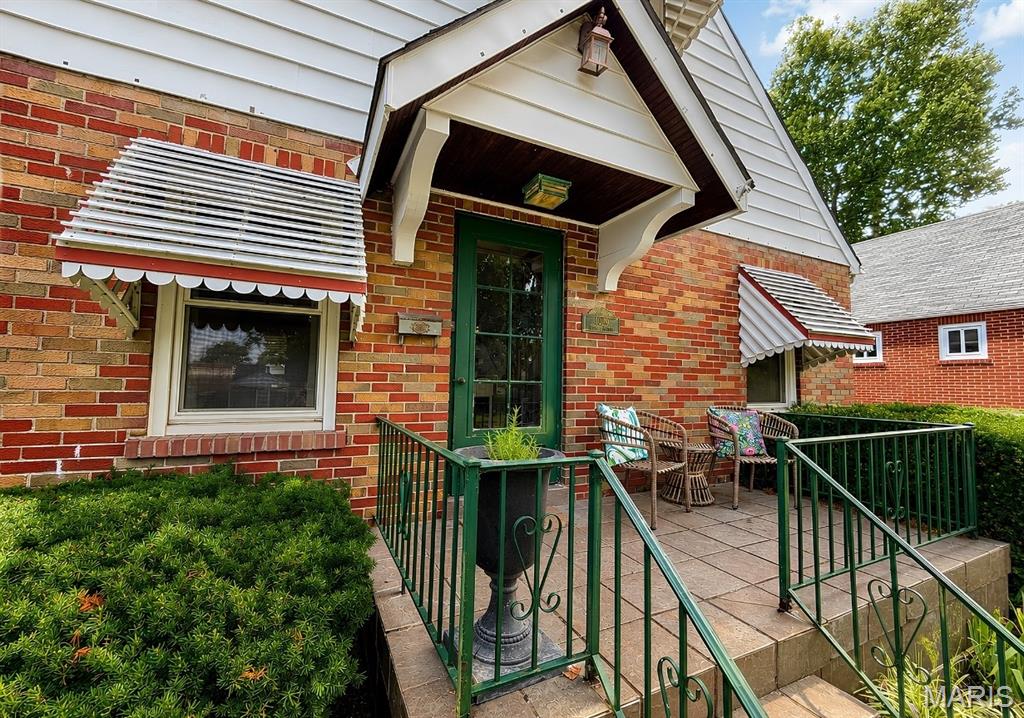 1029 Jackson Street Property Photo 2
