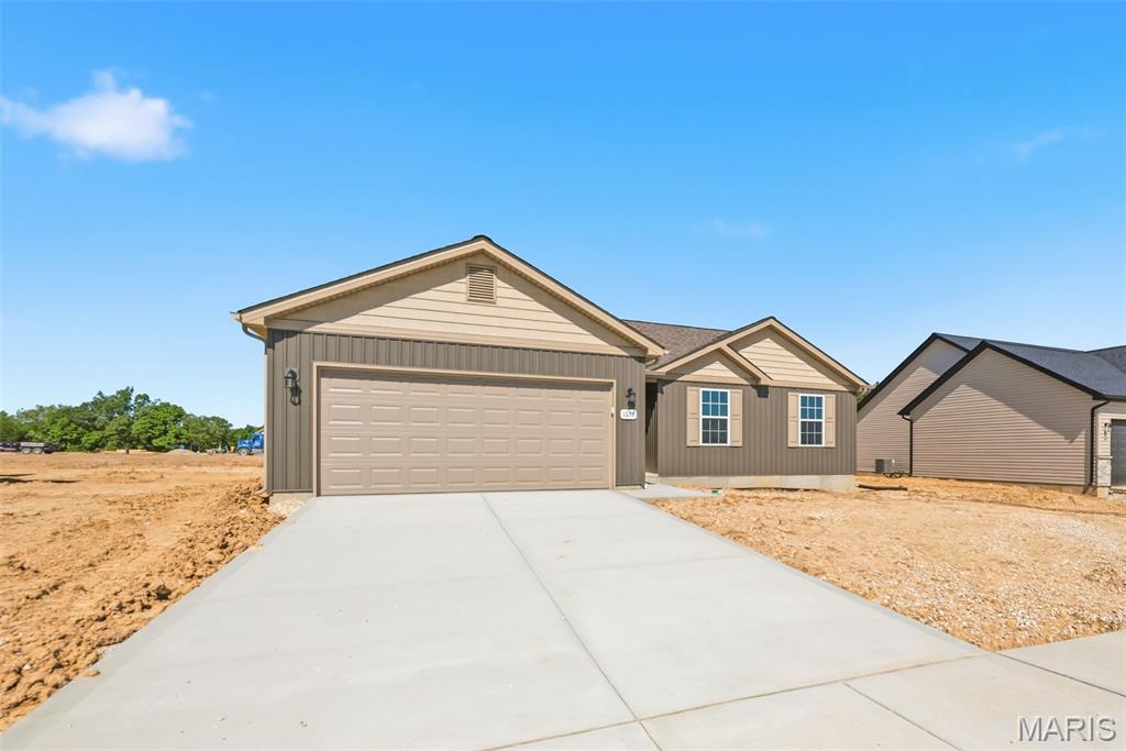 1011 Samwise Street Property Photo 5