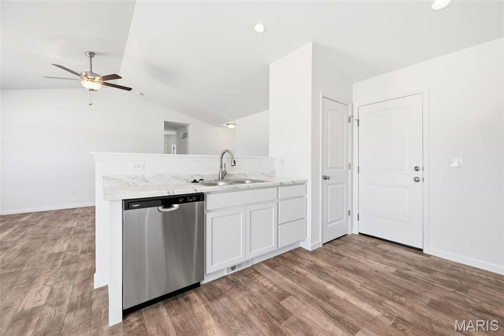 1011 Samwise Street Property Photo 22