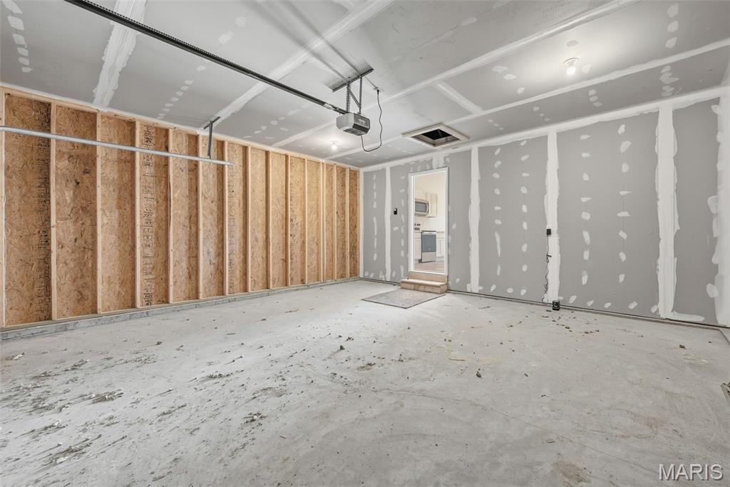 1011 Samwise Street Property Photo 28