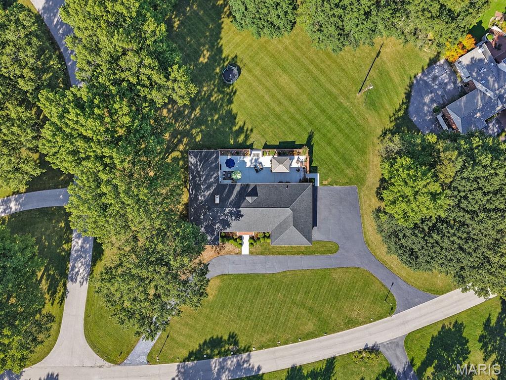 11 Rolling Rock Lane Property Photo 10