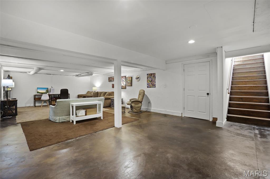 11 Rolling Rock Lane Property Photo 39
