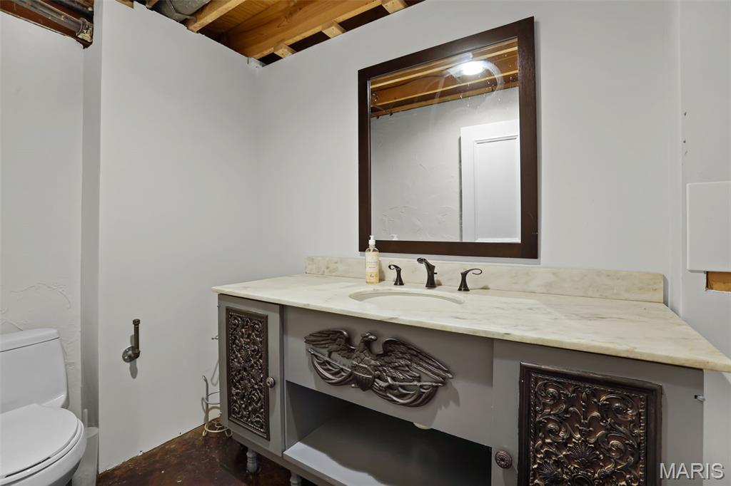 11 Rolling Rock Lane Property Photo 45