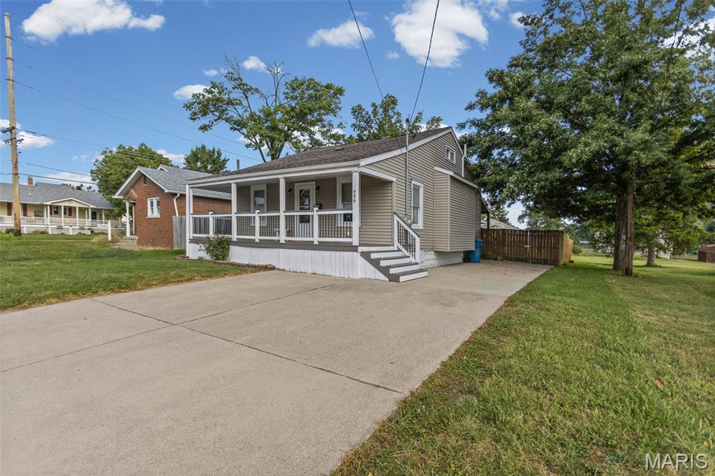 536 W Corbin Street Property Photo 2