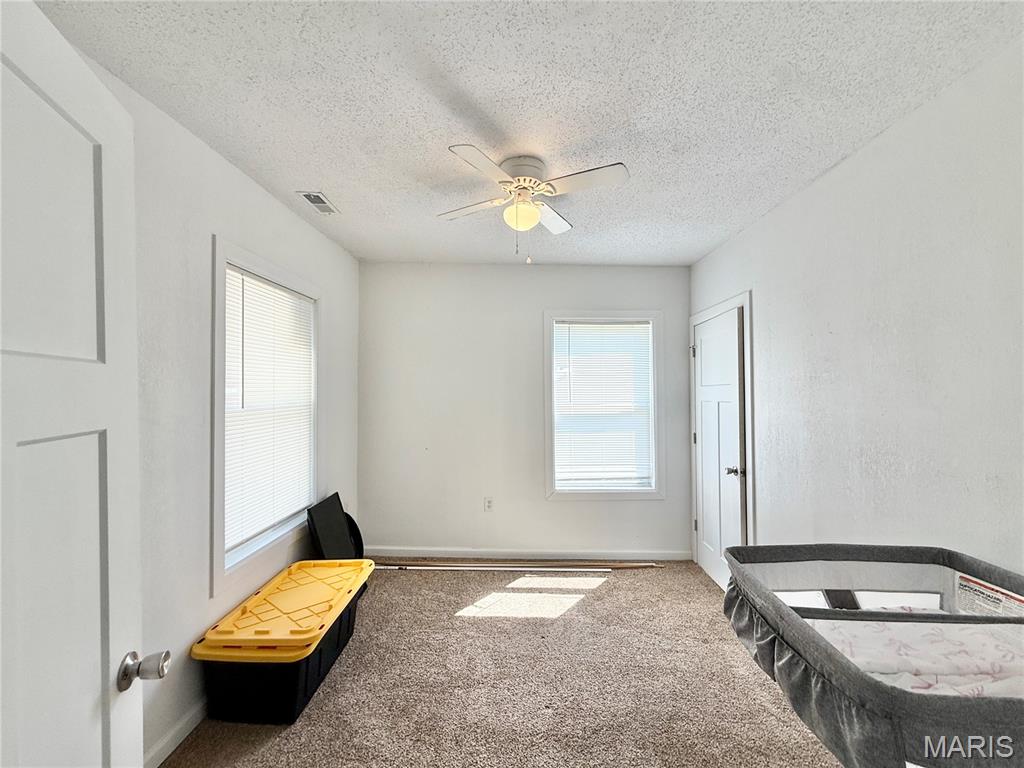 819 Stewart Street Property Photo 8