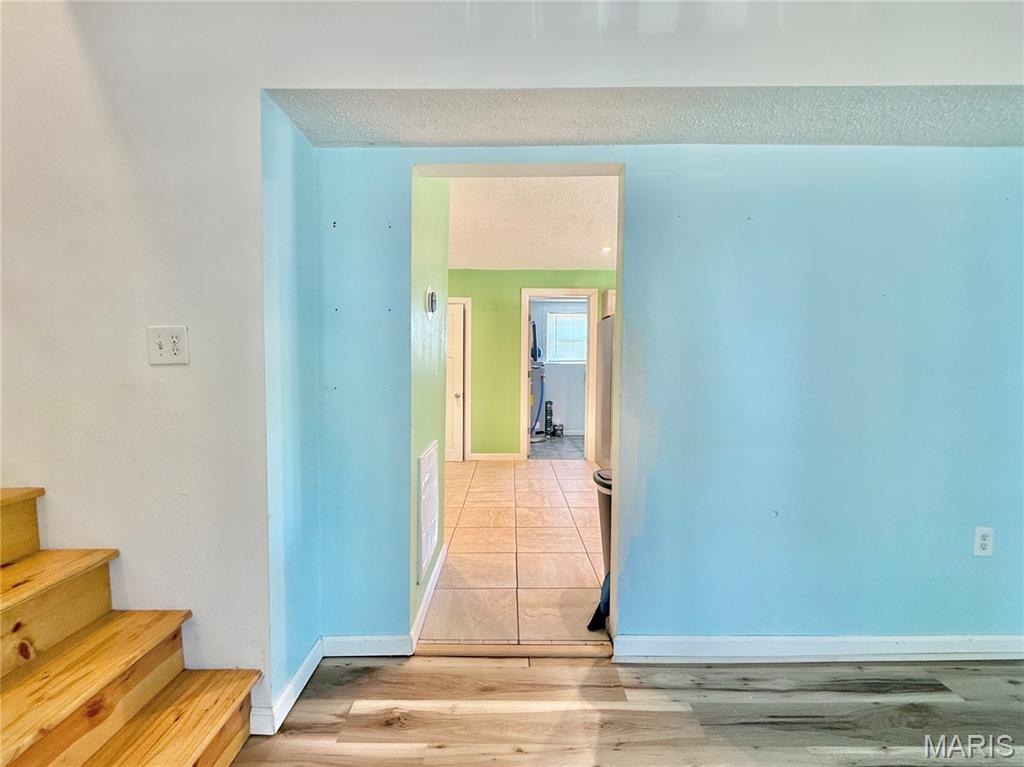 819 Stewart Street Property Photo 11