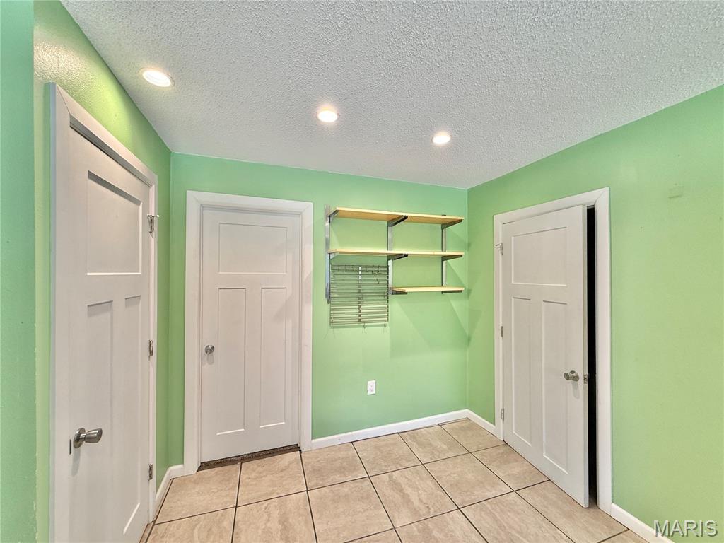819 Stewart Street Property Photo 13