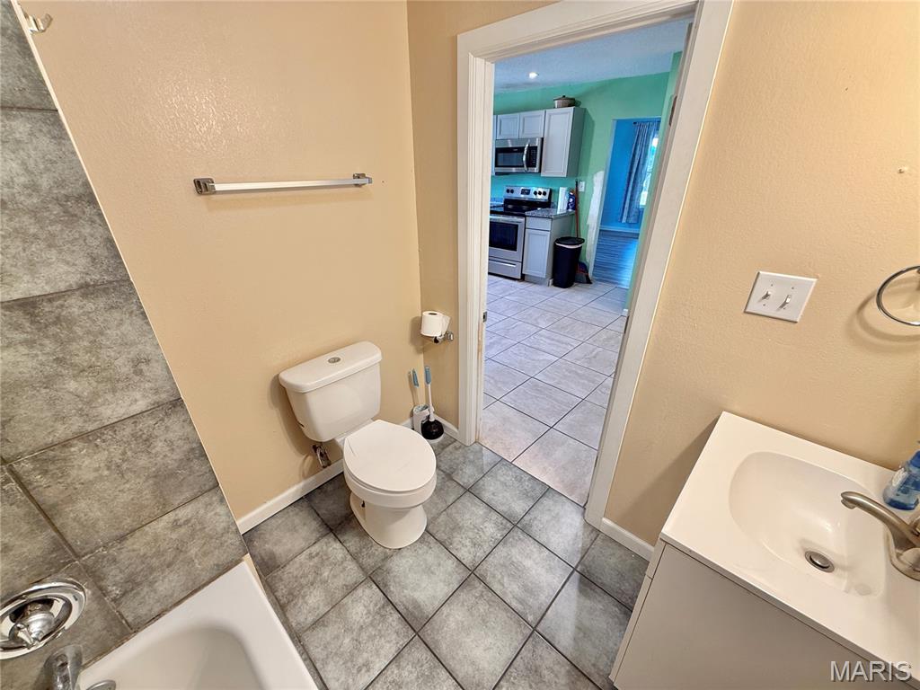 819 Stewart Street Property Photo 16