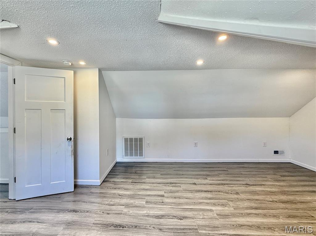819 Stewart Street Property Photo 29