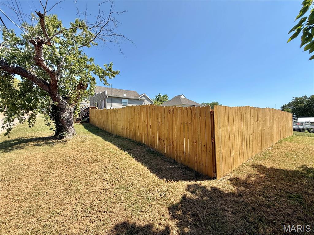 819 Stewart Street Property Photo 37