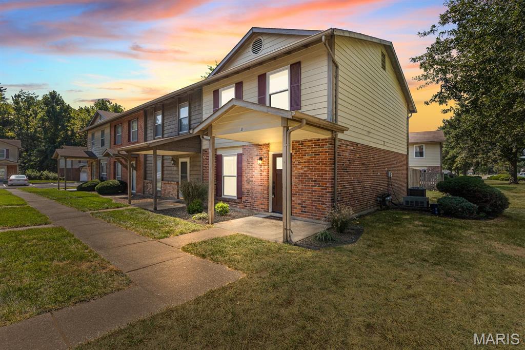 39 Park Charles Boulevard D Property Photo 1