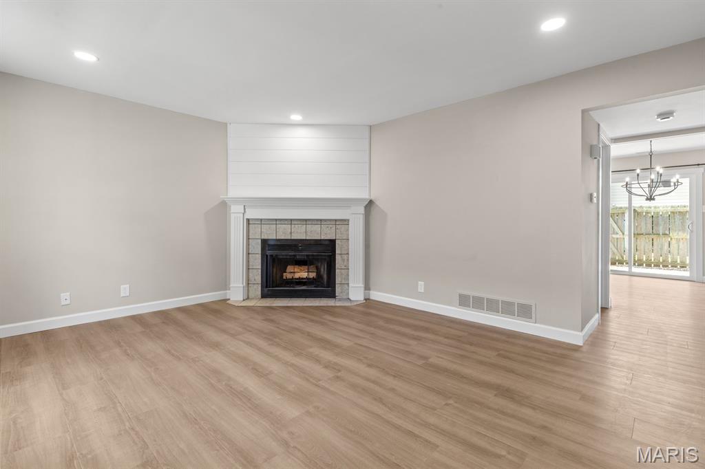 39 Park Charles Boulevard D Property Photo 8
