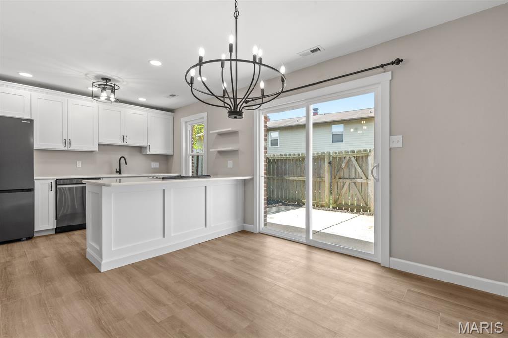 39 Park Charles Boulevard D Property Photo 12