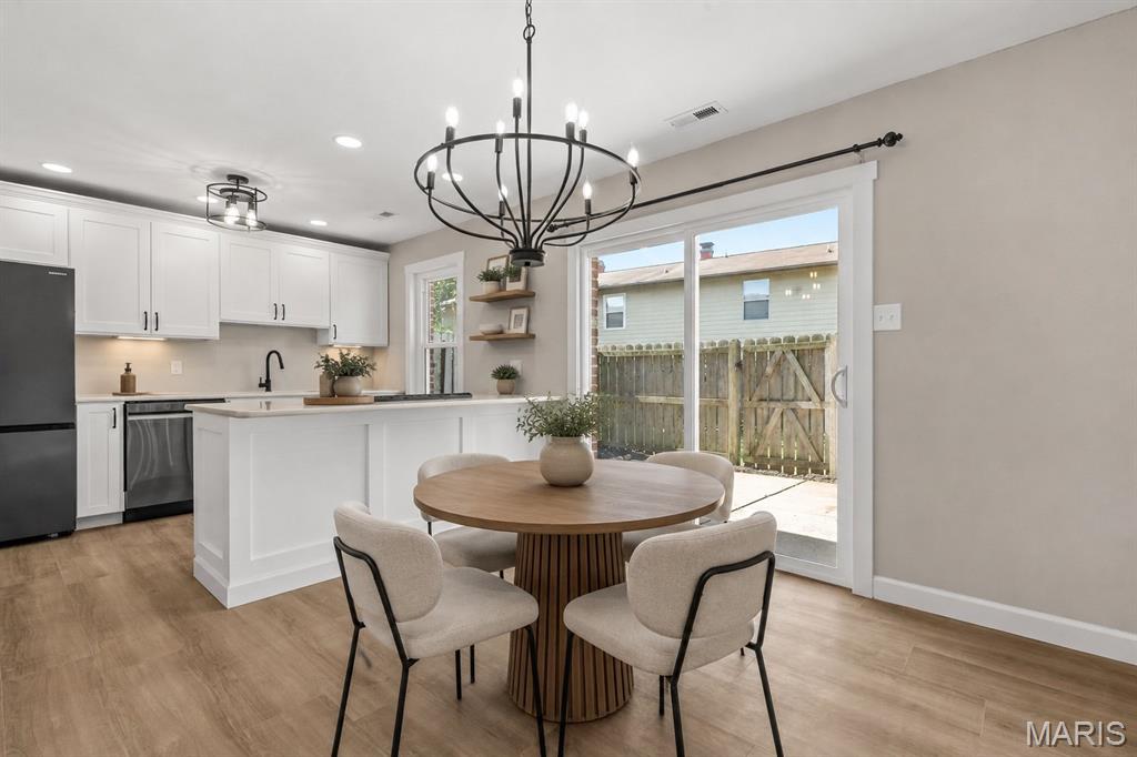39 Park Charles Boulevard D Property Photo 13