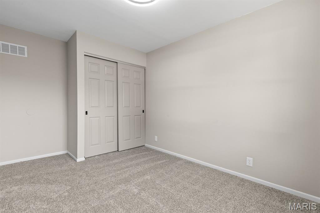 39 Park Charles Boulevard D Property Photo 31