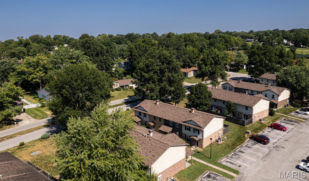 39 Park Charles Boulevard D Property Photo 40
