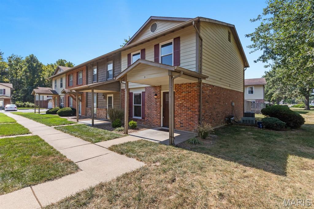 39 Park Charles Boulevard D Property Photo 44