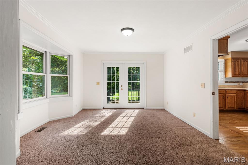 505 Bridle Path Lane Property Photo 9